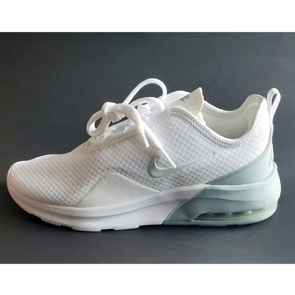nike air max motion white